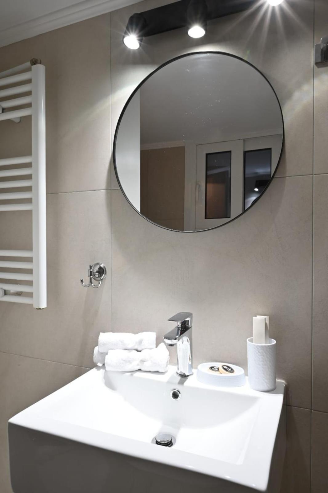 Modern Two Bedroom Apartment At Koukaki Atény Exteriér fotografie